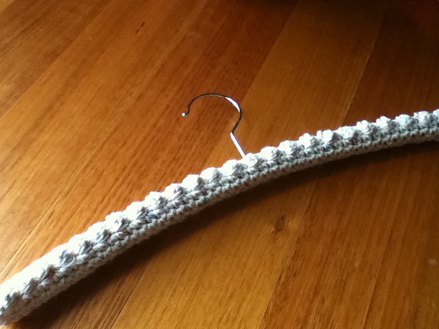 Bobble Hanger Cover