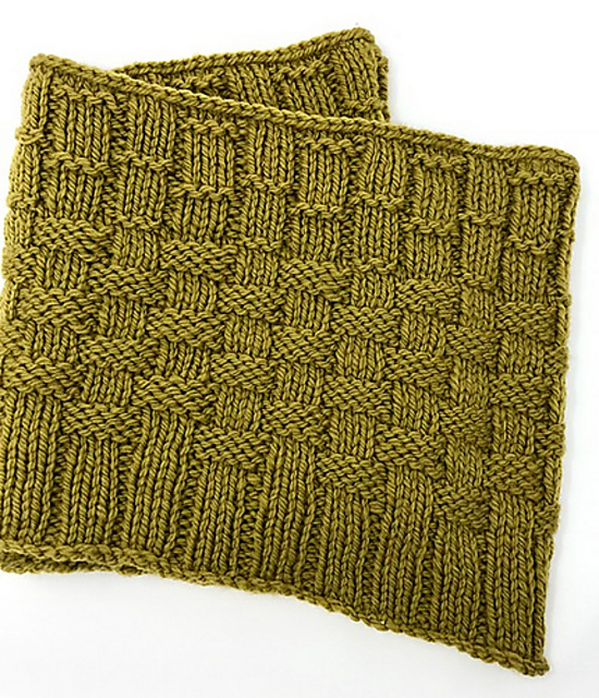 Weave a Tall Tale Cowl