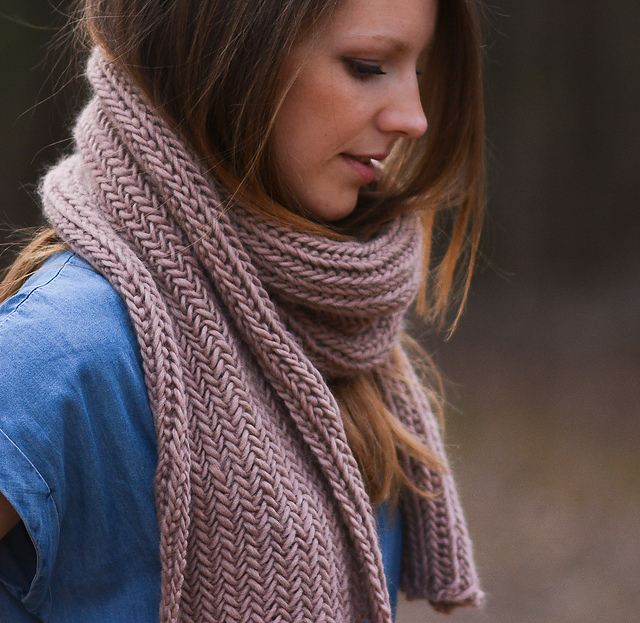 herringbone spring scarf