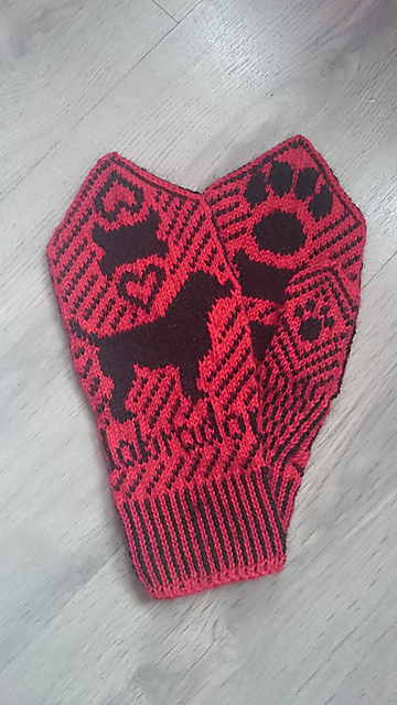 Labrador Mittens