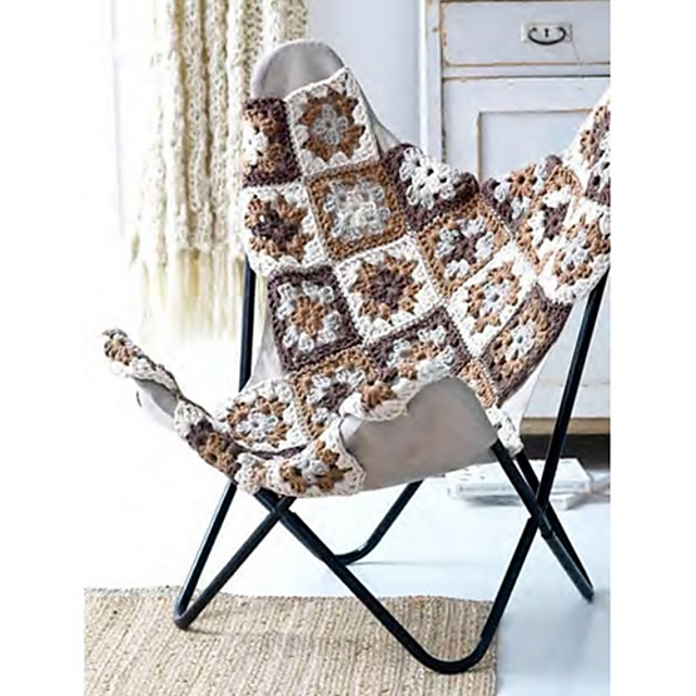 GRANNY SQUARE AFGHAN
