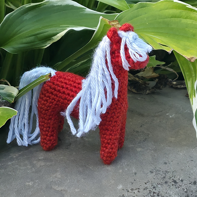 Ravelry: Horse pattern by Velocicrafter Patterns