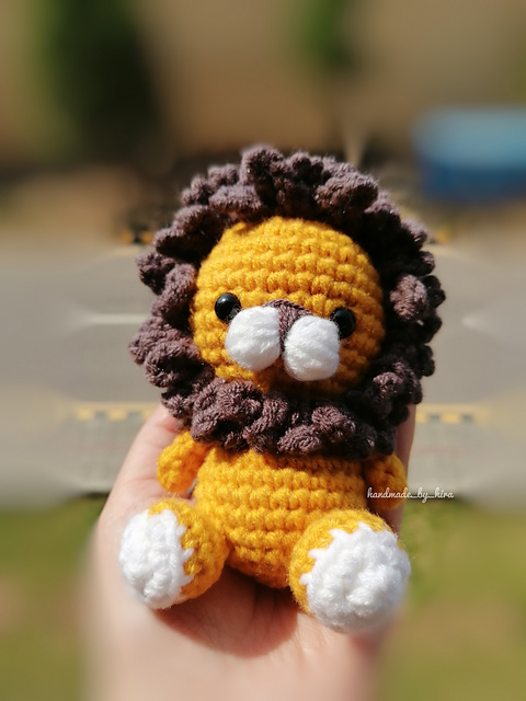 Mini Lion