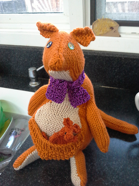 Kangaroo and Baby Roo