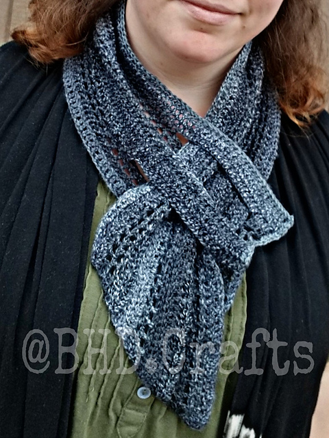 Breezy Pull Through Cowl
