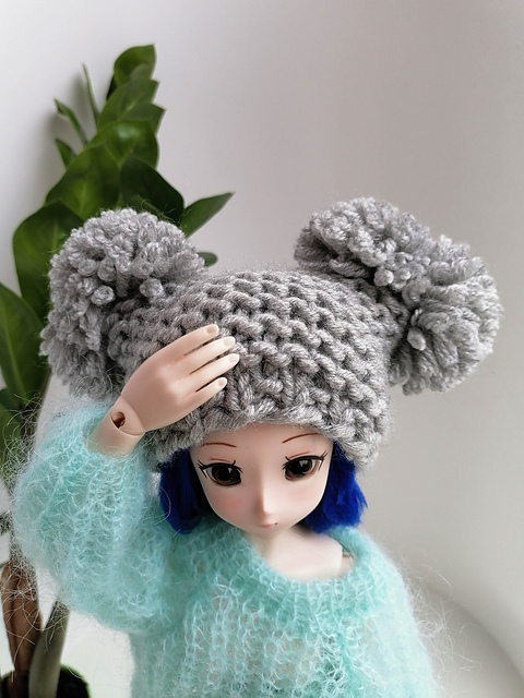 hat garter stitch with DB pompoms