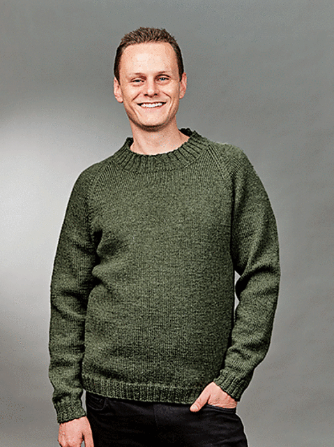PT8549 - Classic Raglan Jumper