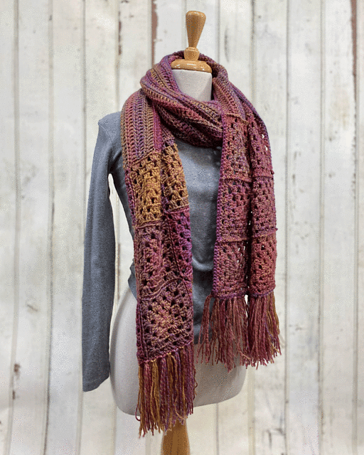 PT8558 - Granny Scarf
