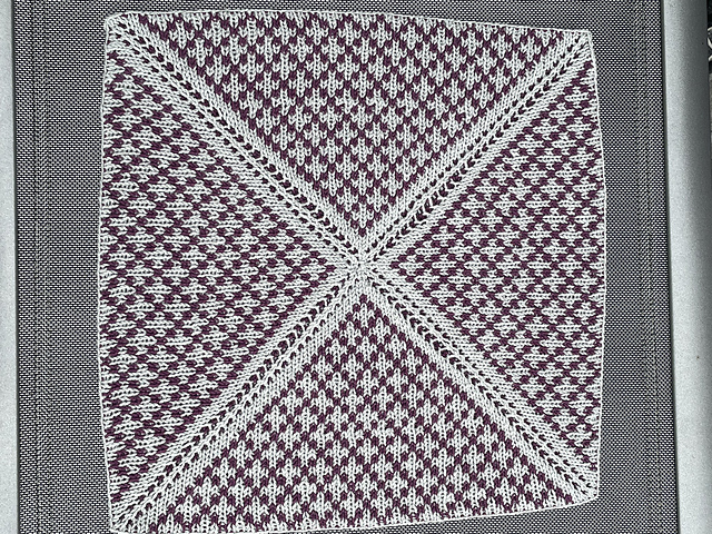 2025-08 KN August patch/ square of August