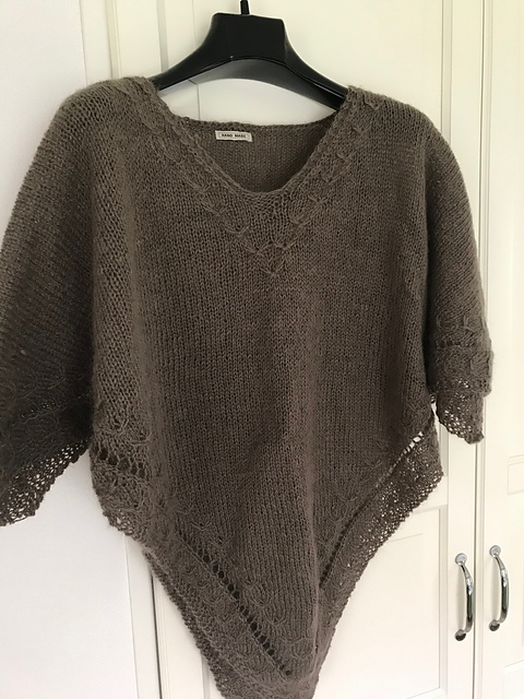 Tema07-07 Poncho i Kitten Mohair