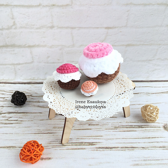 Crochet Strawberry Muffin