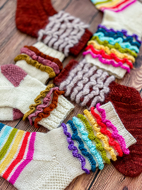 Ruffled Feathers Socks