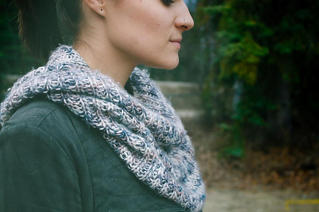 Scowl the Simple Cowl