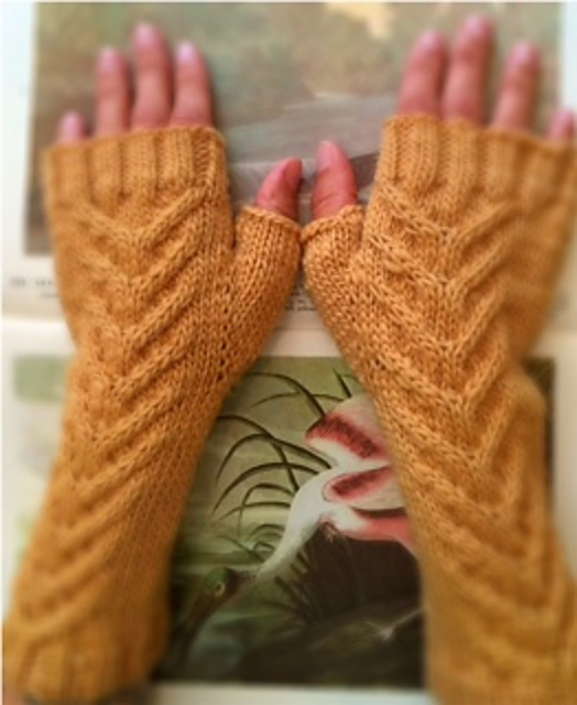 Staghorn Fingerless Mitts-worsted