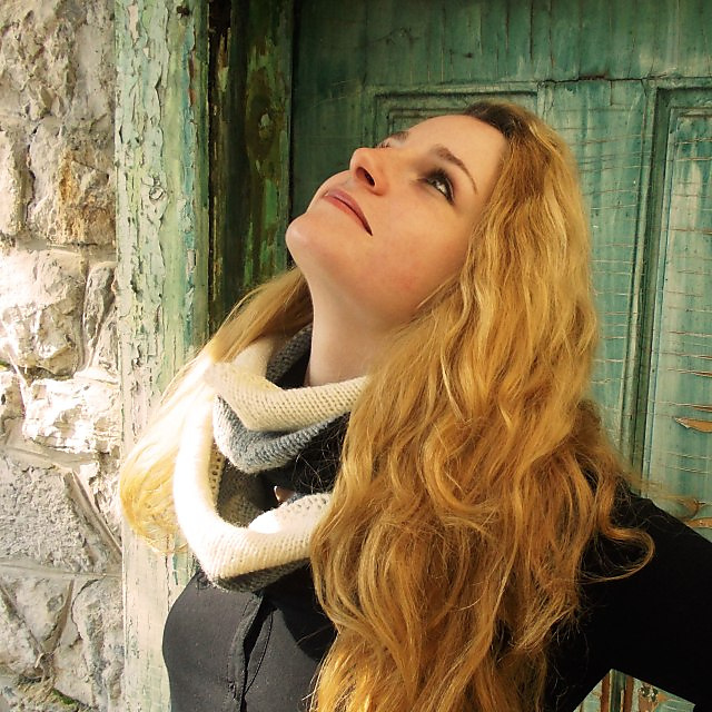Vicky's Cowl