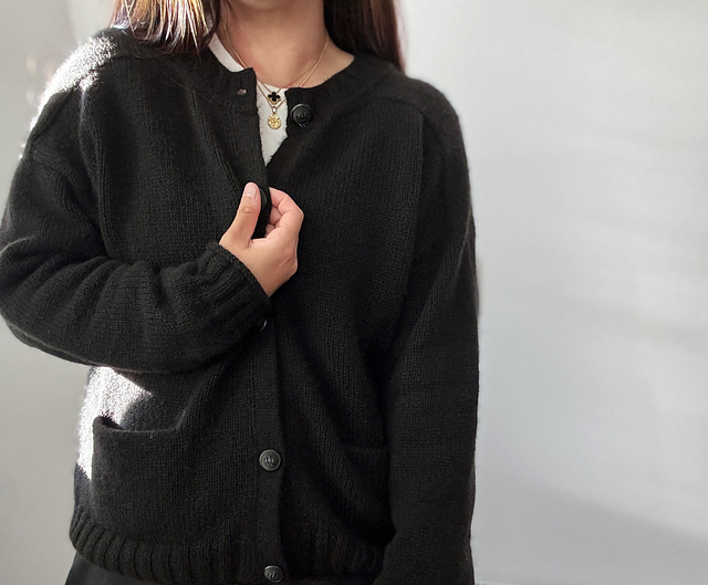 Ravelry: Nova Cardigan pattern by Bana Kavanagh