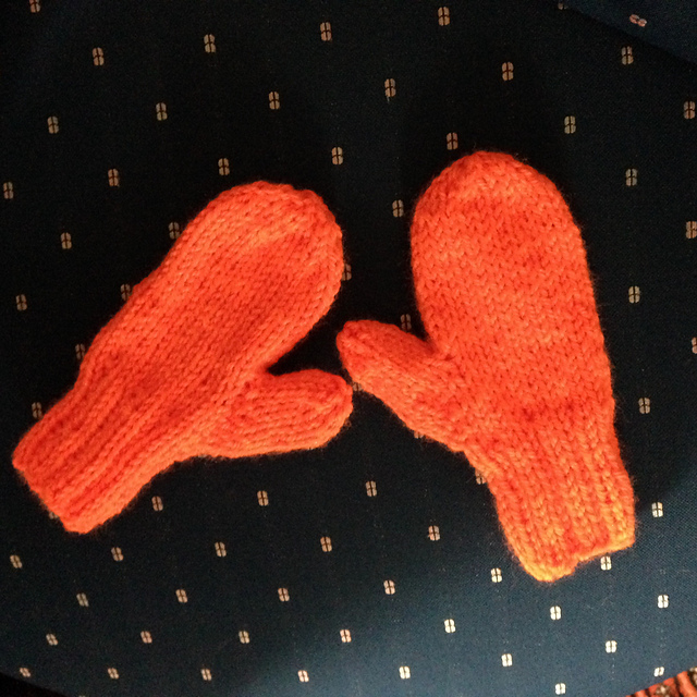 Play Mittens
