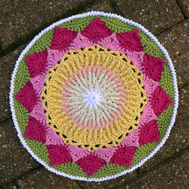 King Protea Mandala (King Sugar Bush)