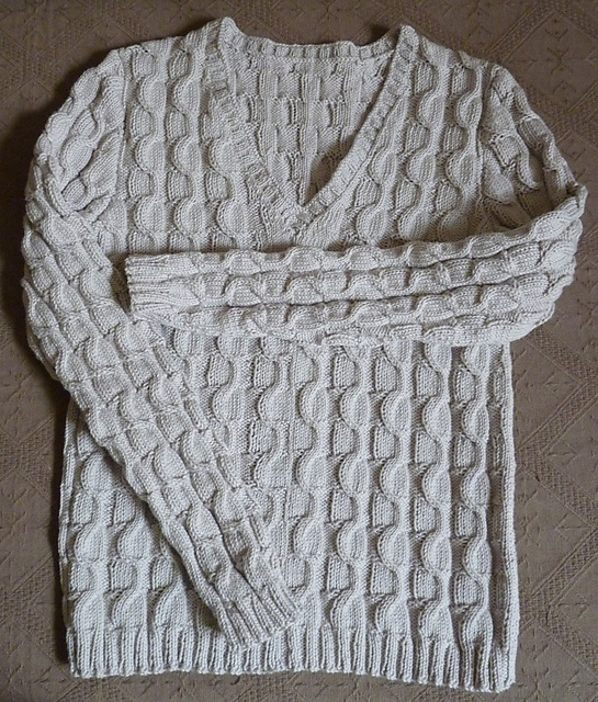 467 - Gilet V à Torsades
