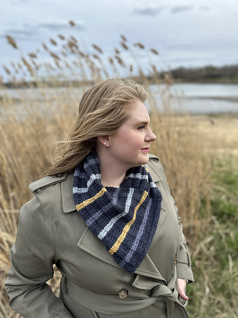 Beach Stripes Cowl