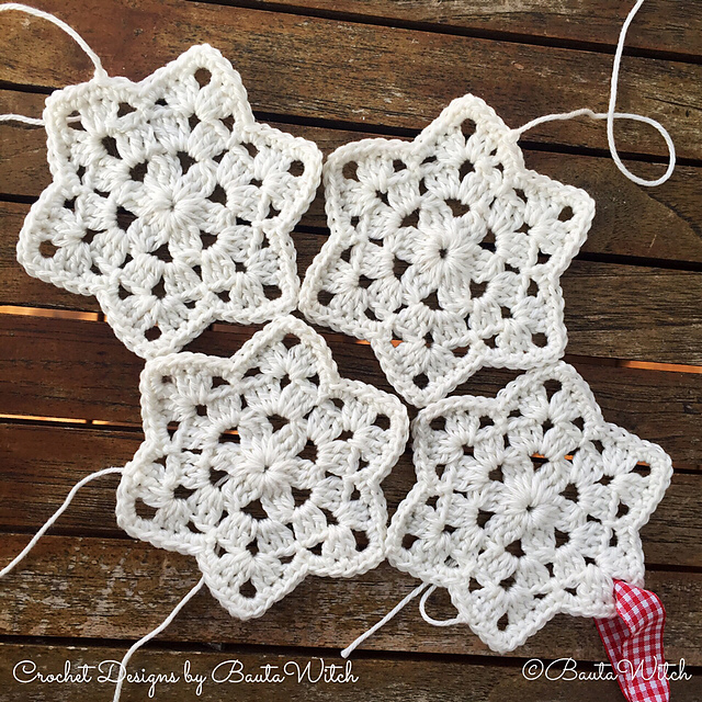 Granny stars or snowflakes