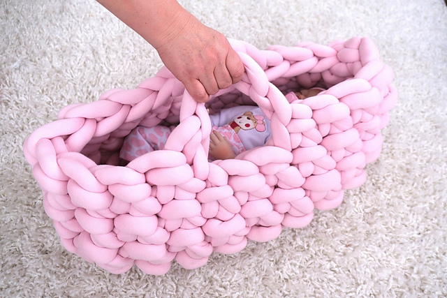 Ravelry: Baby Nest pattern by Larissa Koedyker