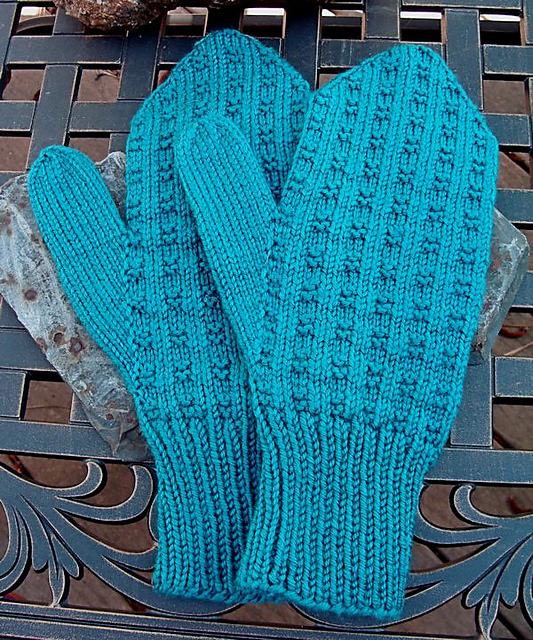 Little Garter Checks Mens Mittens