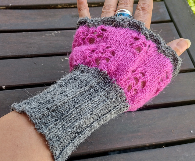 Seven Wristlets