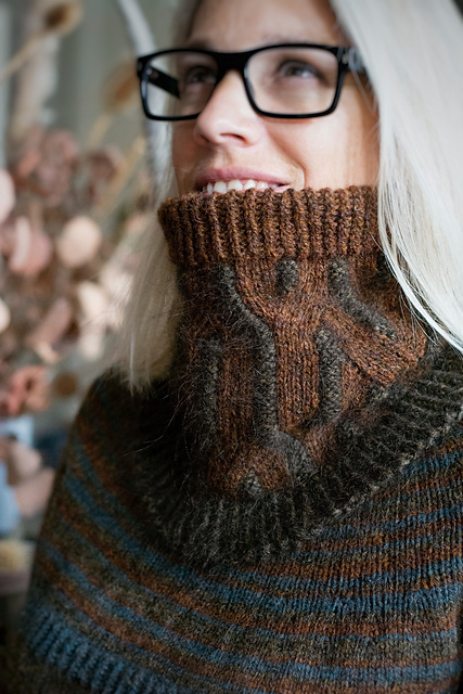 Ravelry: ROOTS Snood pattern by Beatrice Mase