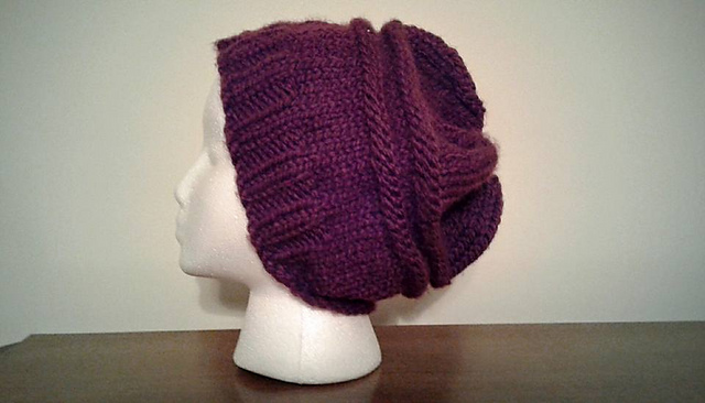 Knitted Ribbed Slouch Beanie
