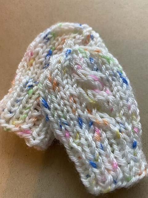 Tiny Cable Baby Mittens