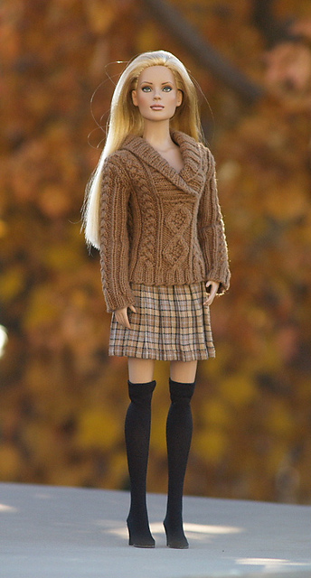 Crossover Collar Aran-TW for Robert Tonner's 16" Tyler Wentworth, Ellowyne Wilde, and Antoinette