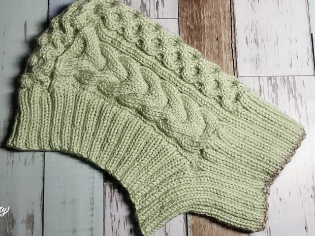 #20 Cabled Balaclaba