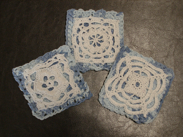 Flower Motif Coaster Set