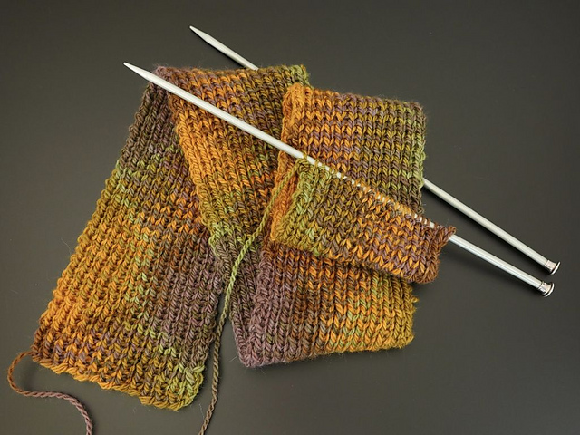Learn to Purl Ribbed Scarf