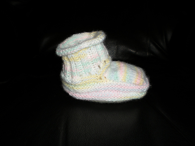 Booties in Quaker Pattern