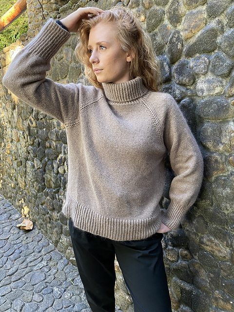 GiveMeAWarmHugSweater