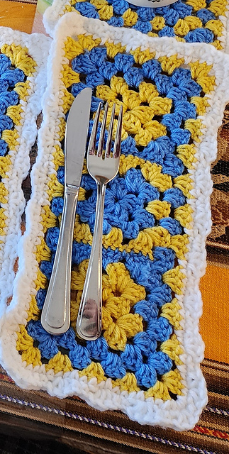 Granny Square Placemat set