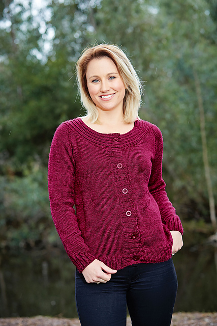 PT 8438 Cardigan with Round Yoke
