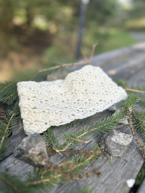Gentle Loop Cowl