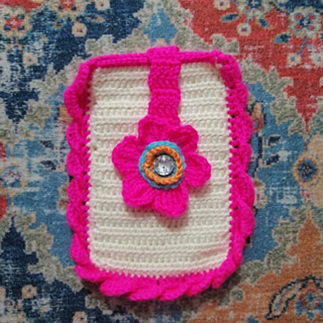 Petalled Phone Case/ Taç Yapraklı Kılıf