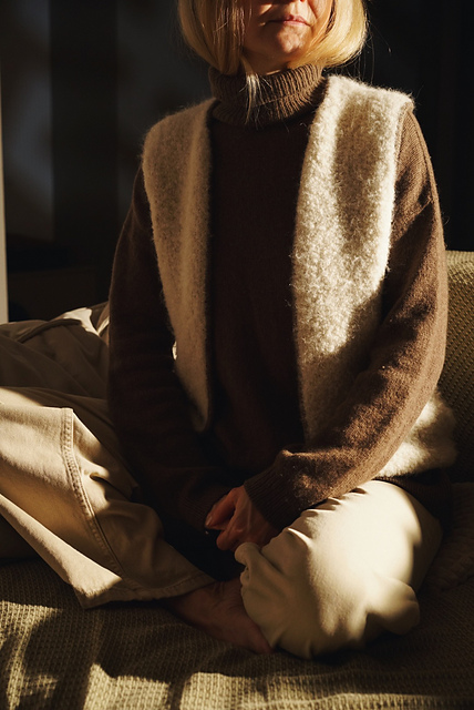 Ravelry: Curly Gilet pattern by Margaryta Berdychevska