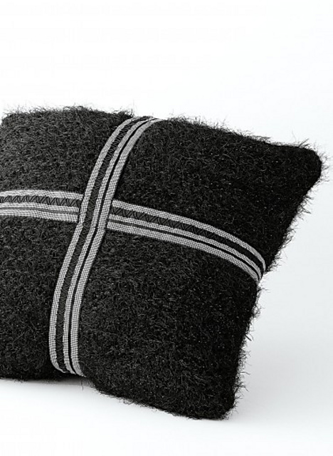 833 Coussin ruban décoratif