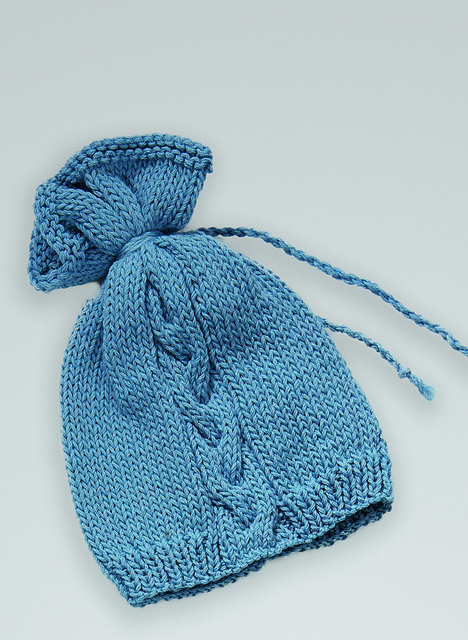 n°23 Bonnet torsadé - M0438