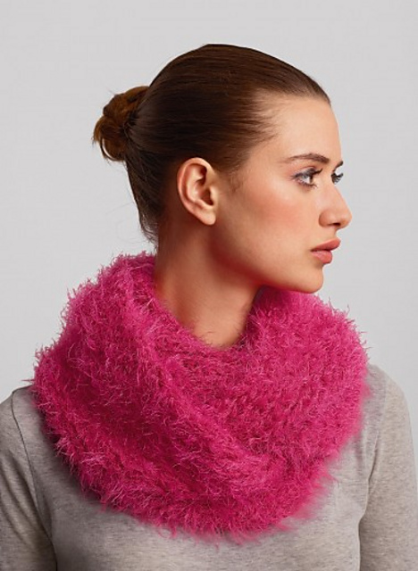 28 Snood rose M0920