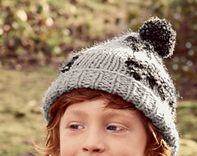 32 Bonnet pompon