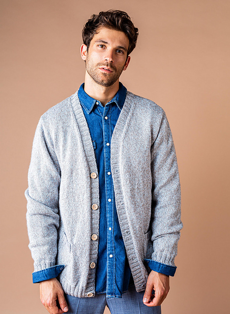 Gilet à poches col V - M2266