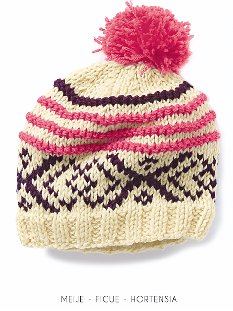 27 Bonnet jacquard pompon
