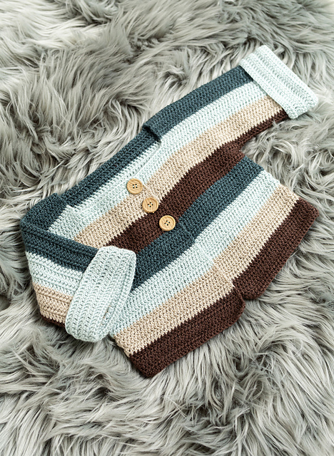 Gilet 4 couleurs au crochet - M2532