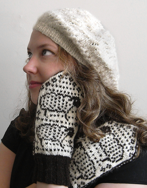 Ravelry: Meta Mittens pattern by Elizabeth Wolden
